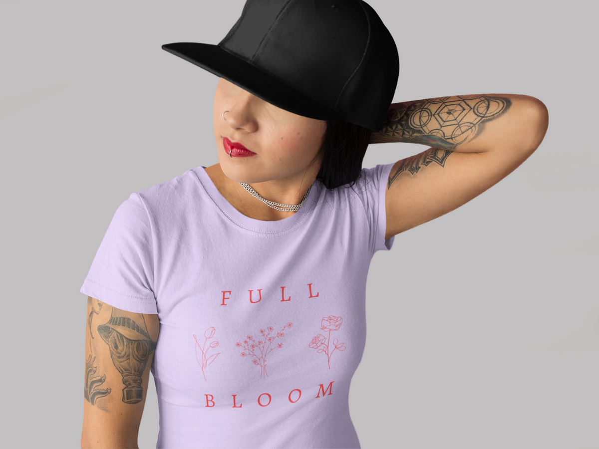 Full Bloom Floral Women's T-Shirt – Cotton Round Neck Tee with Minimal Botanical Print