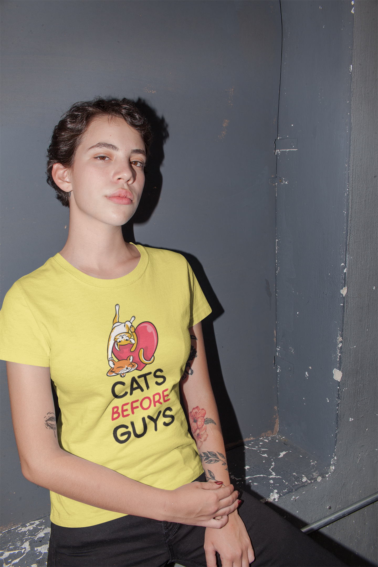 Cats Before Guys Women’s T-Shirt – Funny Cat Lover Graphic Tee